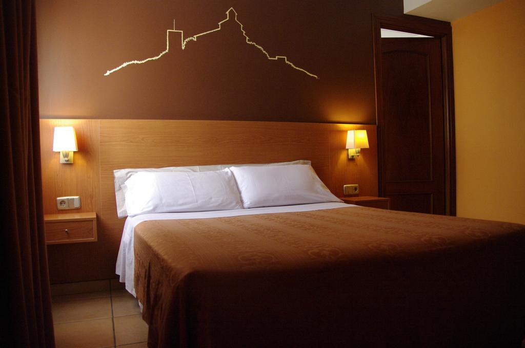 Hotel Solsona Centre Extérieur photo